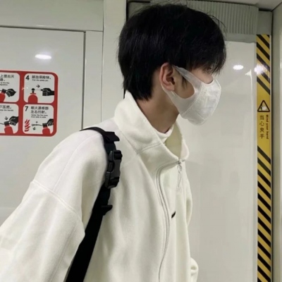 快手涨粉一元100个,抖音赞10个